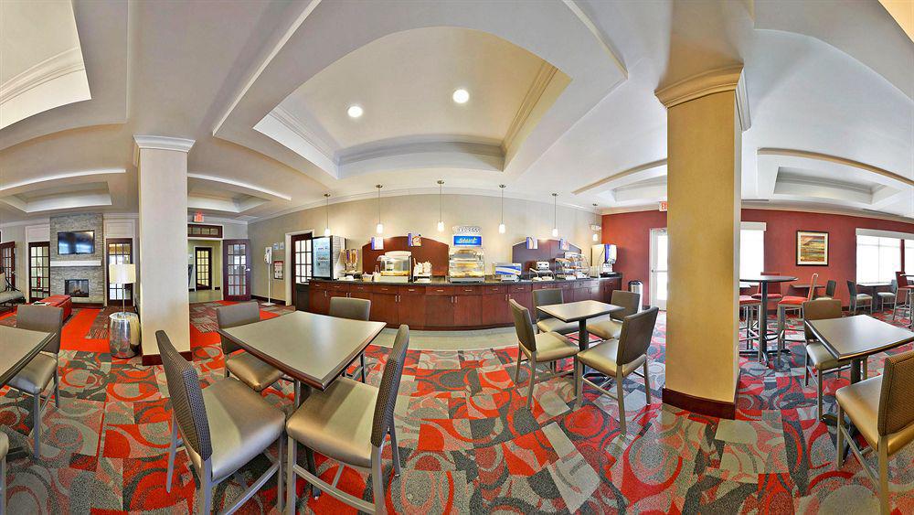 Holiday Inn Express Hotel & Suites Detroit-Utica By Ihg מראה חיצוני תמונה