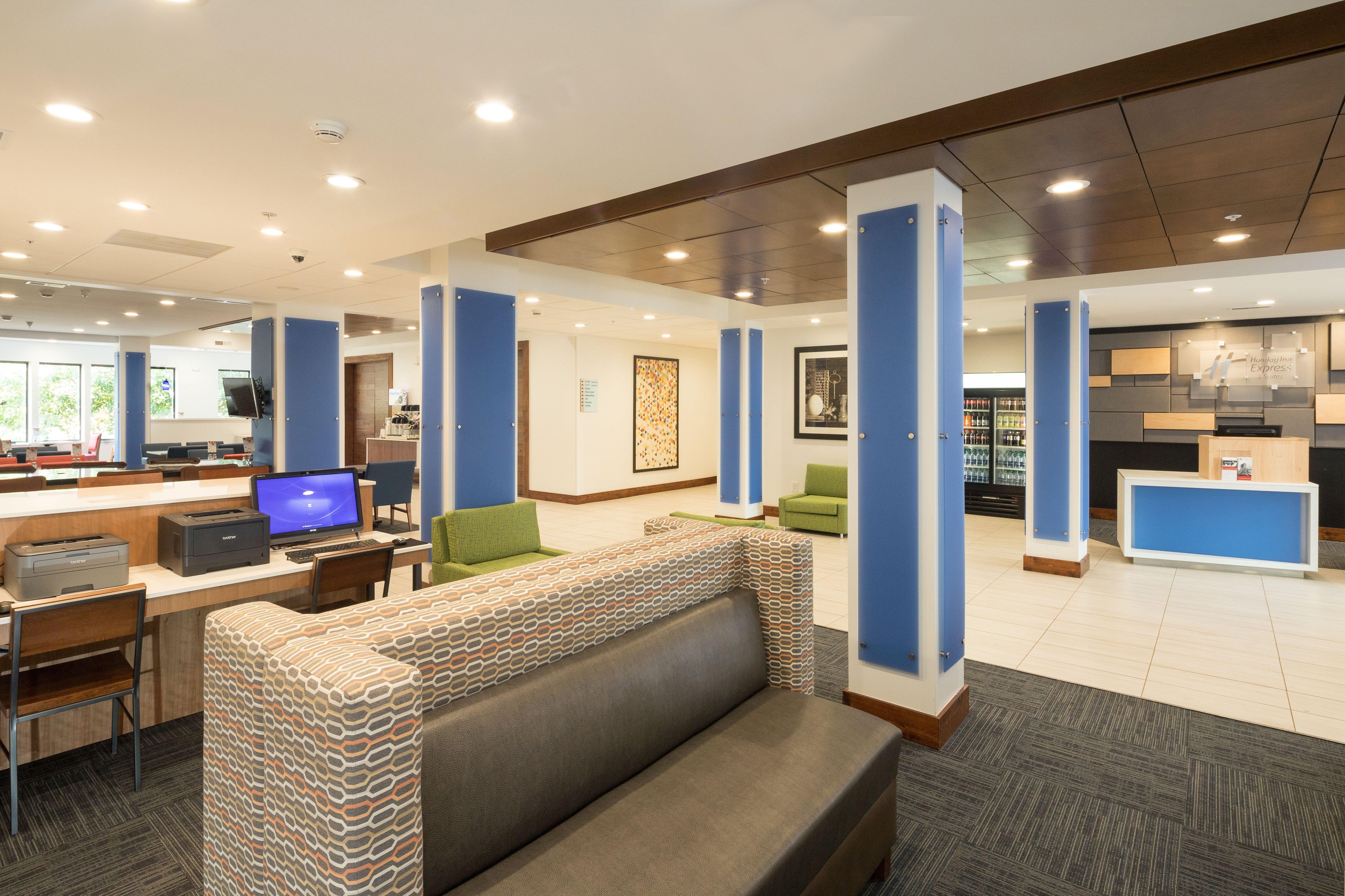 Holiday Inn Express Hotel & Suites Detroit-Utica By Ihg מראה חיצוני תמונה