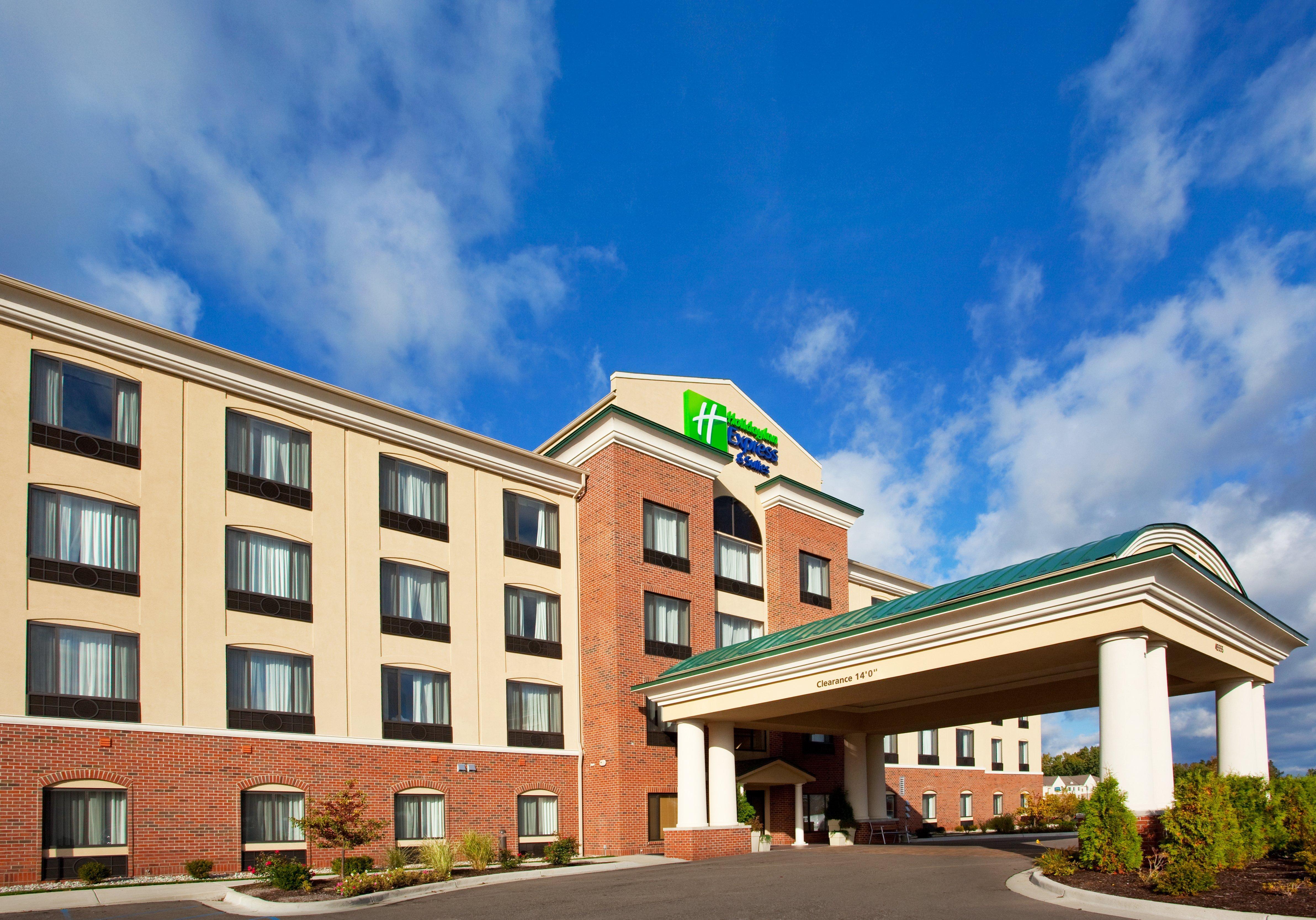 Holiday Inn Express Hotel & Suites Detroit-Utica, An Ihg Hotel מראה חיצוני תמונה