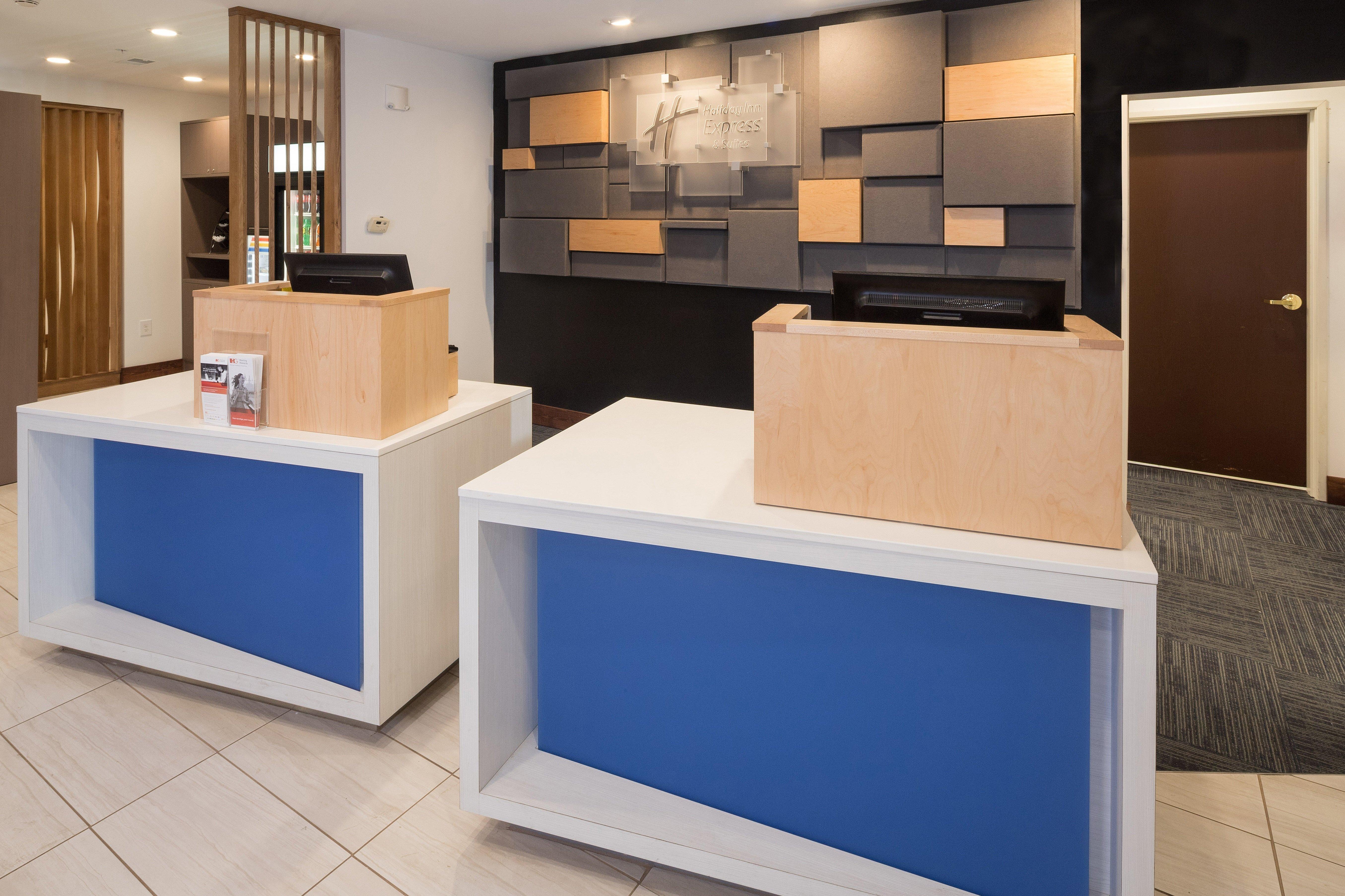 Holiday Inn Express Hotel & Suites Detroit-Utica By Ihg מראה חיצוני תמונה